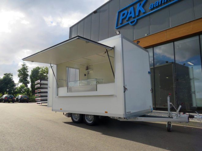 Proline maatwerk verkoopwagen 345x211x230cm 2500kg